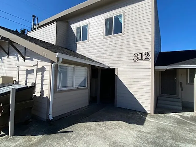 312 N Fortuna Blvd — Photo 4