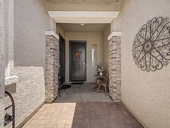 4th image of 10924 W WOOD Street