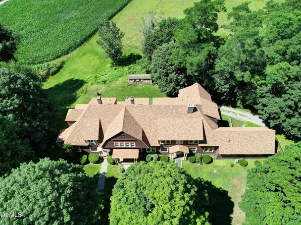 35 Silver St, Great Barrington, MA 01230