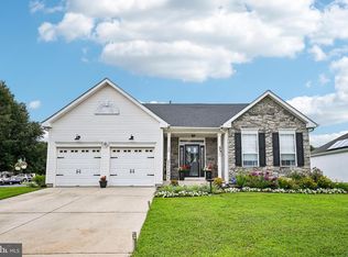 730 Amber Ln, Vineland, NJ 08360