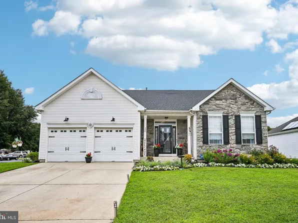 730 Amber Ln, Vineland, NJ 08360