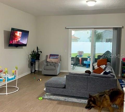4th image of 86513 Lazy Lake Cir