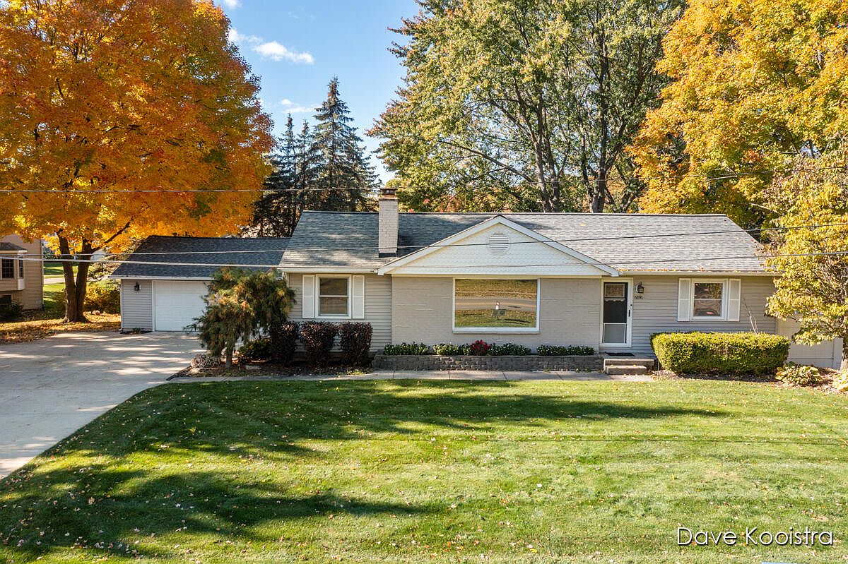 5191 Canal Ave SW, Wyoming, MI 49418 [Price Cut $10,000] | Zillow