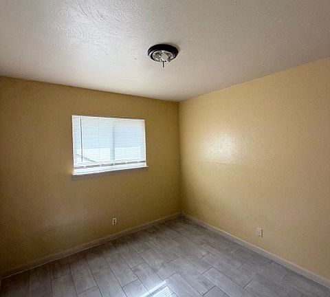 4th image of 3910 N Effie St #3910
