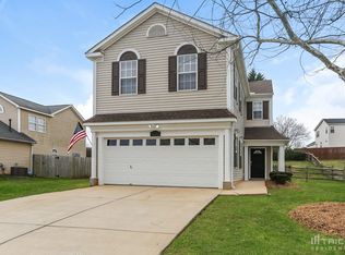 9924 Sweet Plum Dr, Charlotte, NC 28215