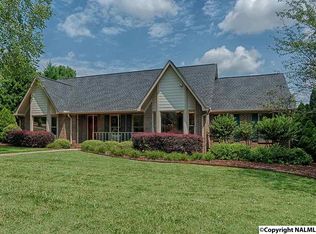 123 Heatherwood Dr, Madison, AL 35758