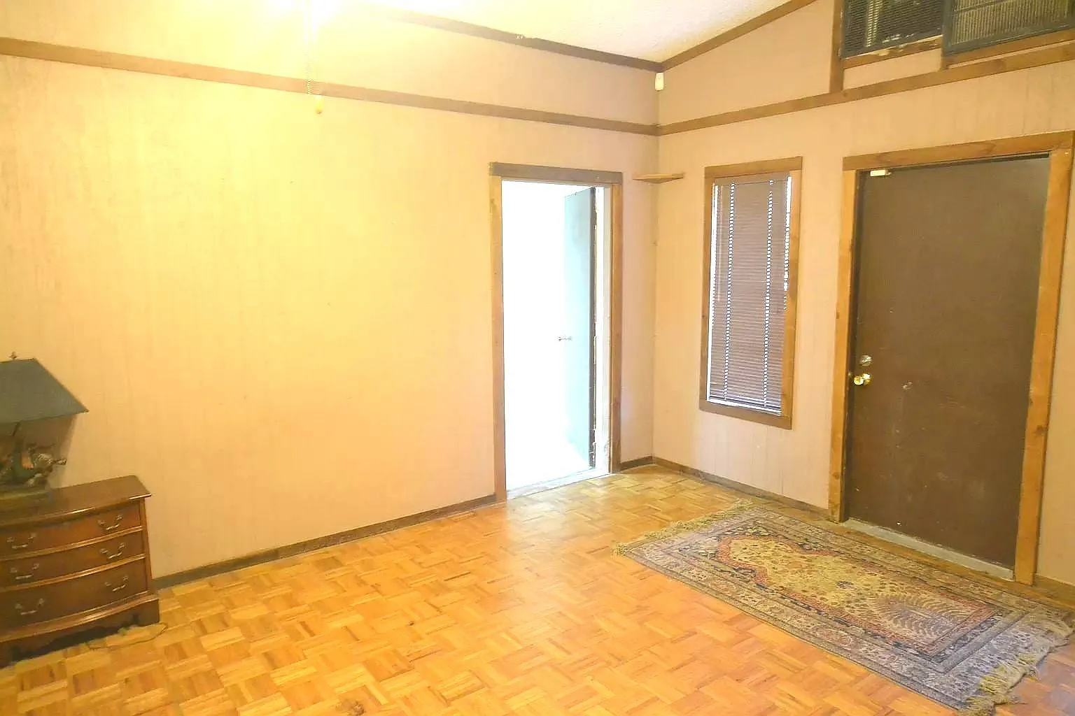 4 bed, 4.0 bath, 2508 sqft, $2,000 — Photo 3