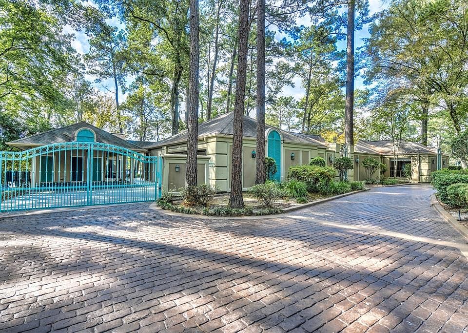 1st image of 22 Shorelake Dr