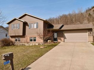 8870 Rollin Sunset Dr, Winona, MN 55987