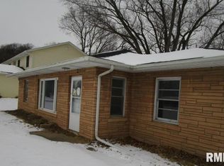 1511 36th Ave, Moline, IL 61265
