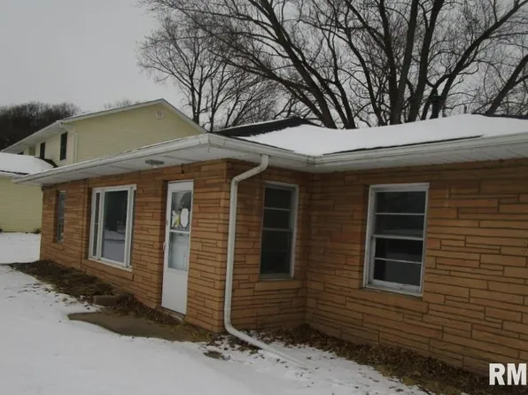 1511 36th Ave, Moline, IL 61265