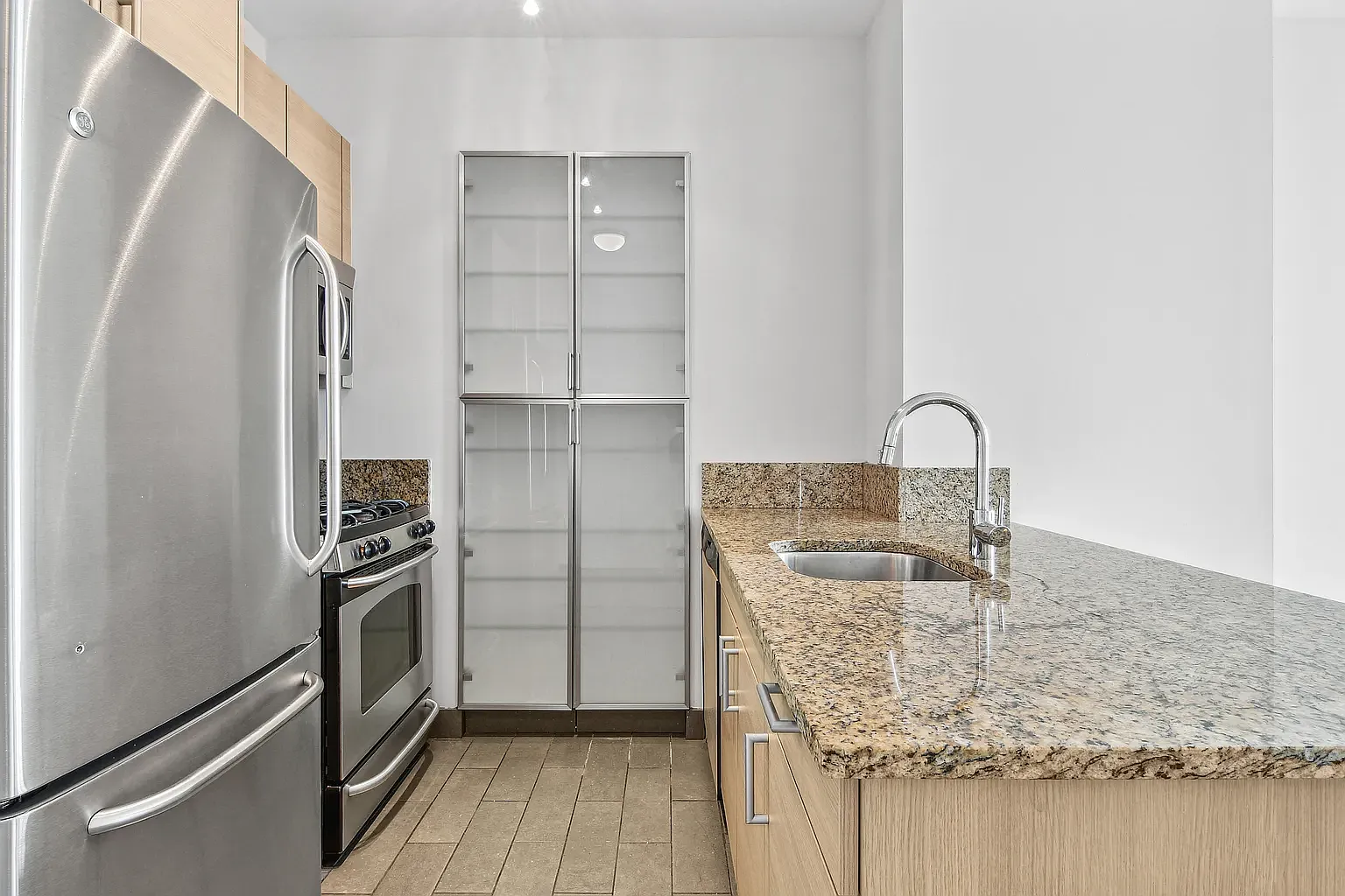 125 West 31st Street — Photo 1