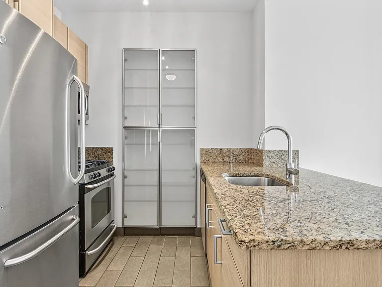 125 W 31st St #50B — Photo 1