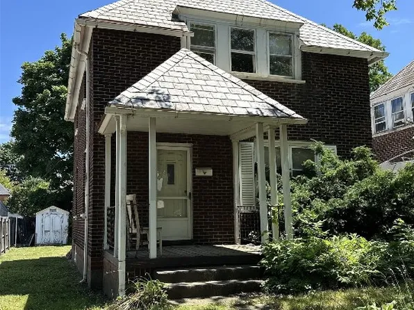 625 Marne Rd, Erie, PA 16511