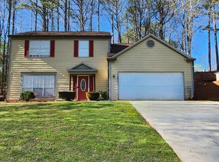 1990 Surrey Hill Cir, Lawrenceville, GA 30044