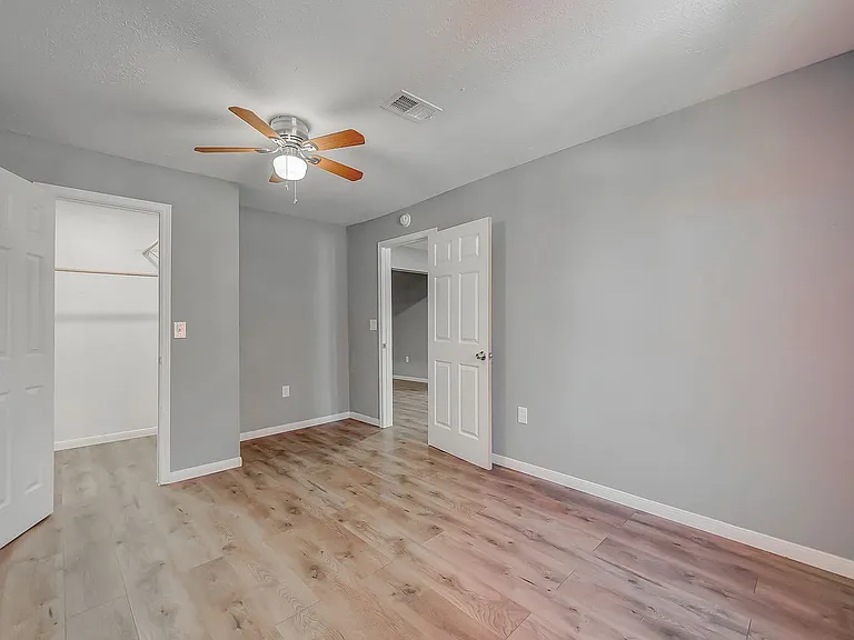 6823 Goforth St — Photo 26