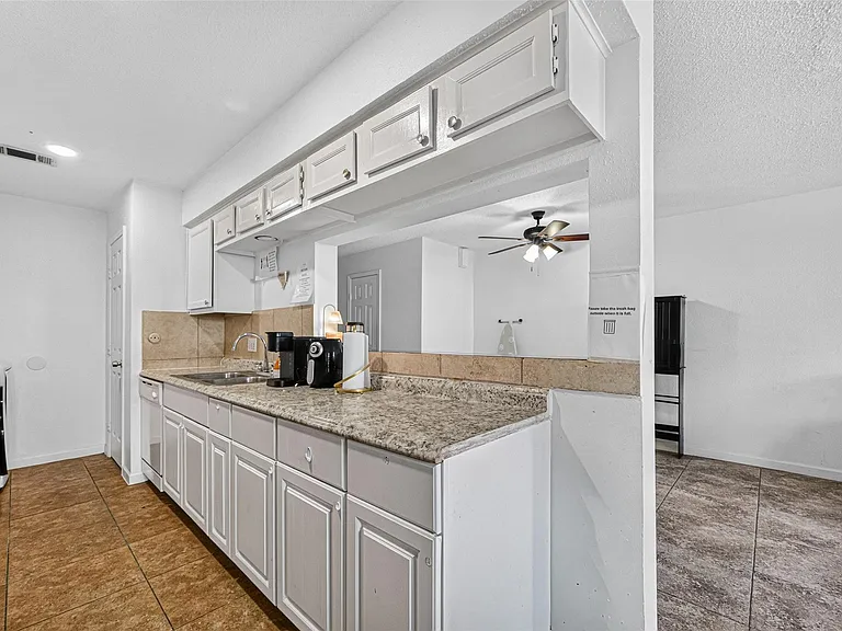 15507 Aldine Westfield Rd — Photo 9
