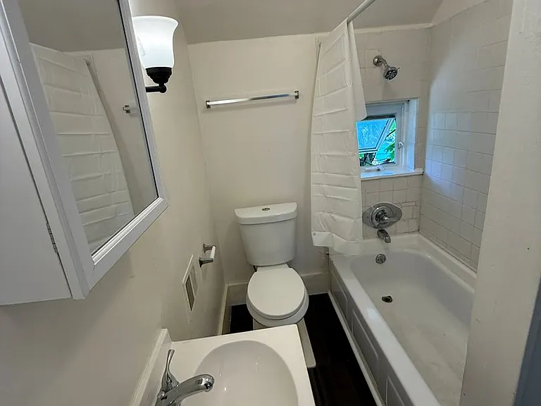 47 Priscilla St — Photo 13