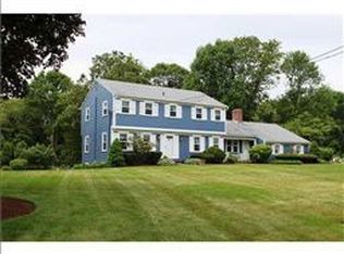 35 Balsam Dr, East Greenwich, RI 02818