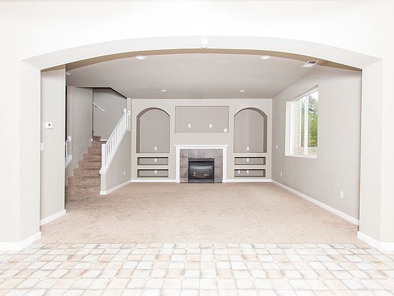 3rd image of 18420 11th Avenue Ct E