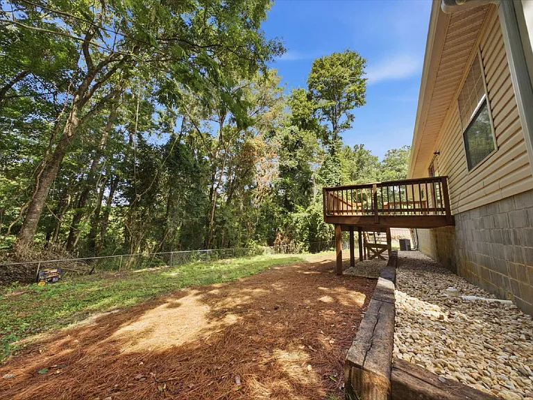 4800 Leah Ln — Photo 34