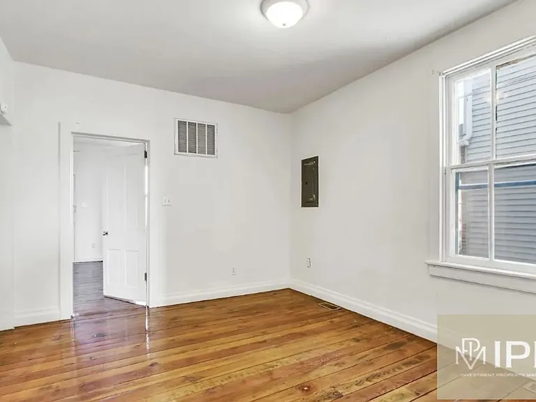 364 High St — Photo 11