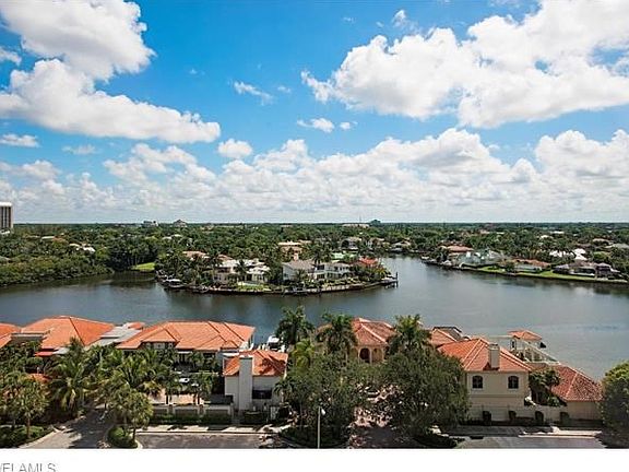 3rd image of 4751 Gulf Shore Blvd N APT 1105