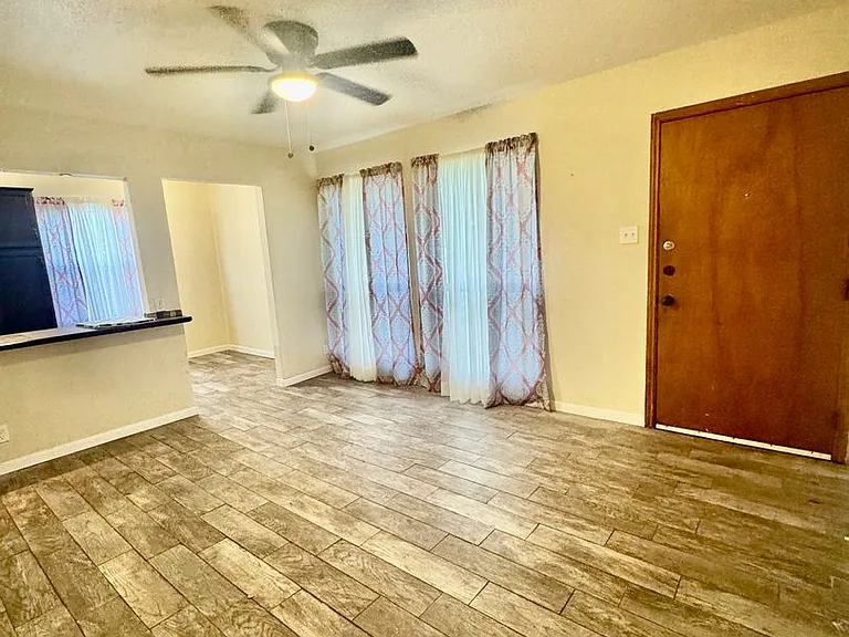 2709 Milo St — Photo 5