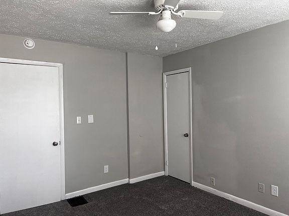 5th image of 246 S 42nd St