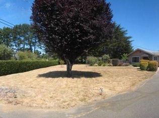 5061 Lake Earl Dr, Crescent City, CA