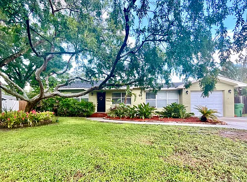 1001 W Virginia Ave Photo 1