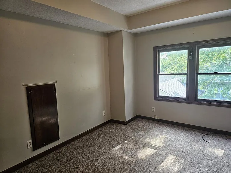 847 S Cedar St — Photo 8