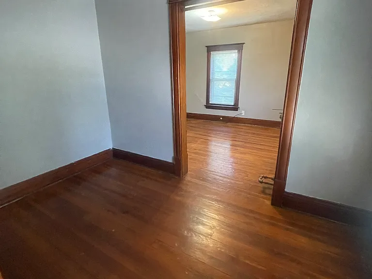 2516 Wirt St — Photo 21