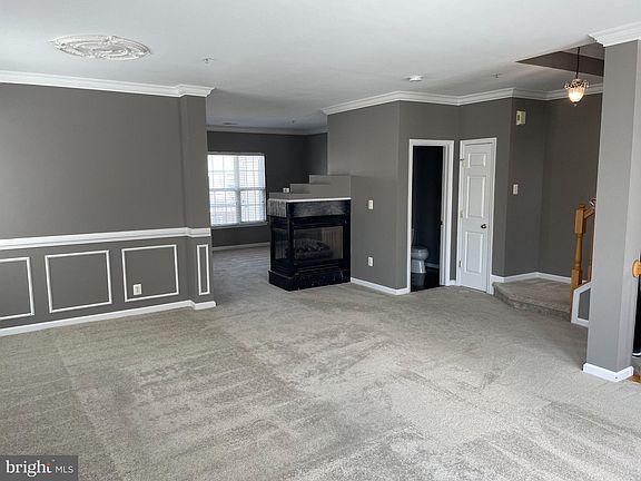5th image of 313 Cross Green St #B