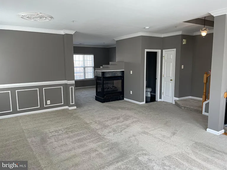 313 Cross Green St #B — Photo 5
