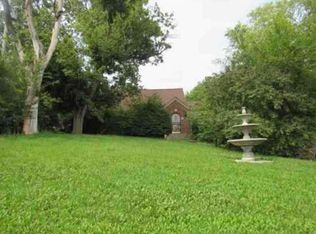 132 E Main St, New Palestine, IN 46163
