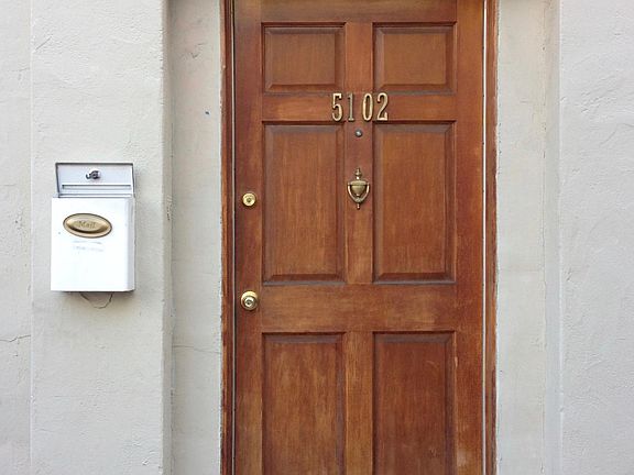 4th image of 5100 Romaine St #2