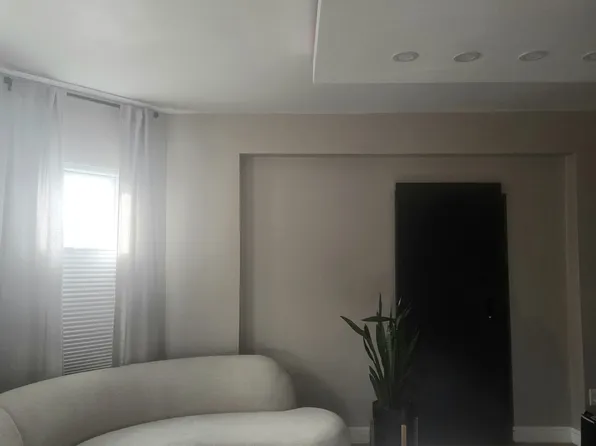 (undisclosed Address), Brockton, MA 02302