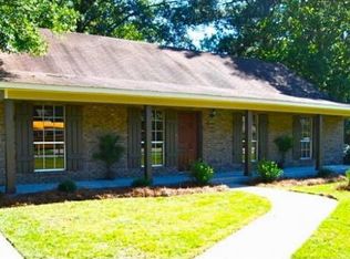 206 Sam Rayburn Dr, Hattiesburg, MS 39402