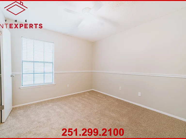 915 Schaub Ave — Photo 14