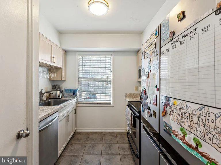 5805 Torington Dr #843 — Photo 12