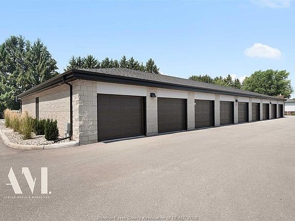 3rd image of 190 Main St W #602