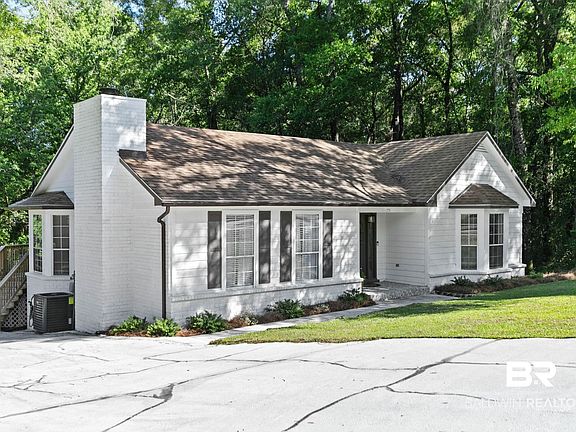 3rd image of 1774 Princeton Woods Dr E