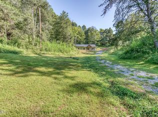 7467 Stanley Valley Rd, Gate City, VA 24251