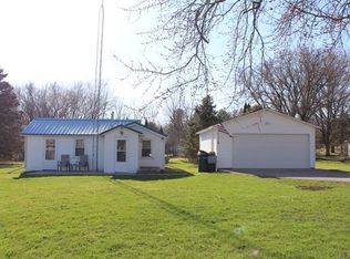 8949 N 2nd St, Edgerton, WI 53534