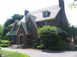 192 Locust Ave, Amsterdam, NY 12010