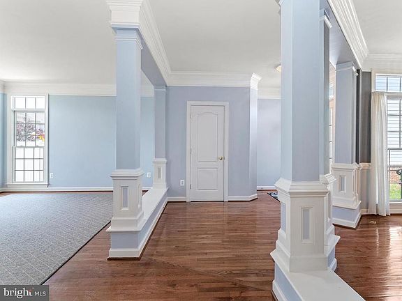 4th image of 700 Banneker Ln