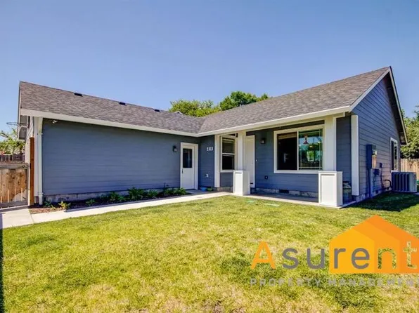 2313 Crater Lake Ave, Medford, OR 97504