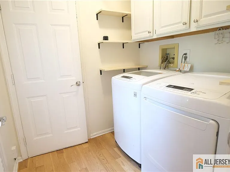 56 Coriander Dr — Photo 20