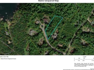 21 Wedgewood Dr, Oakland, ME 04963